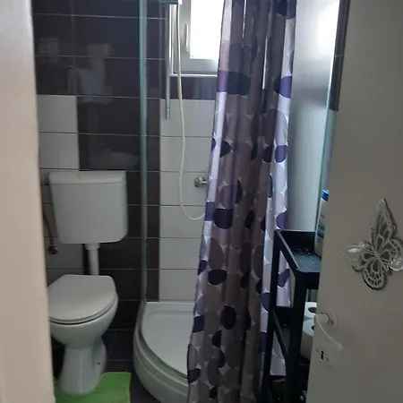 Apartman With Parking Space - 25558 Zadar
